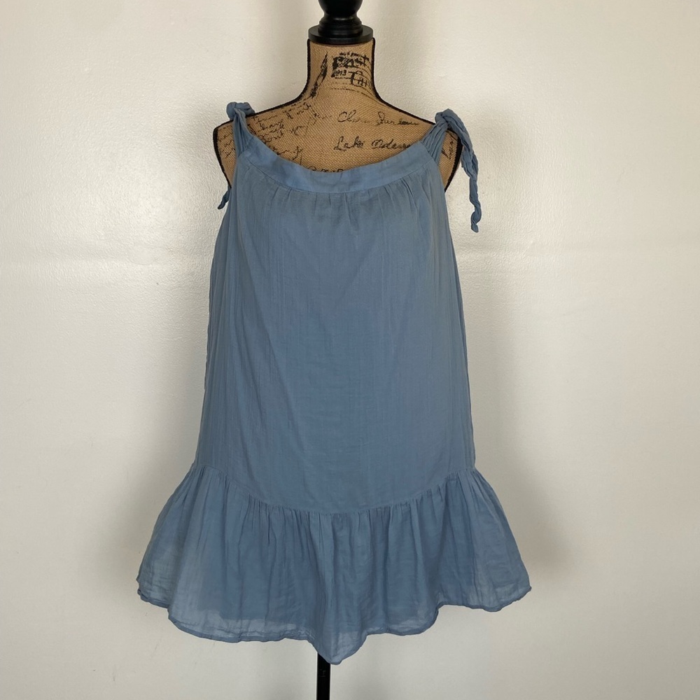 BCBG‎ Max Azria Women's Tunic Top Size L Color Blue Gauze Ruffle Sleeveless